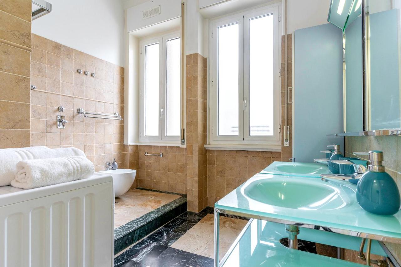S. Ambrogio Square Apartamento